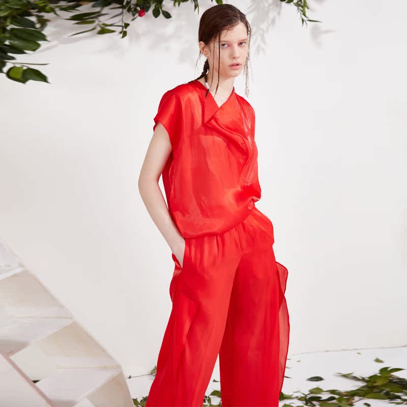 PLAFIELD IINHUII设计师蝙蝠短袖上衣开衩直筒裤套装女2019新款夏在类目 女装/女士精品, 套装/学生校服/工作制服, 时尚套装中 - 来自Buy2taobao.com提供专业的淘宝代购服务