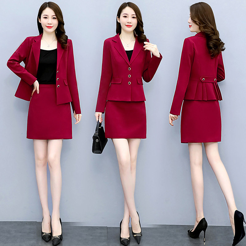西装套裙女春秋