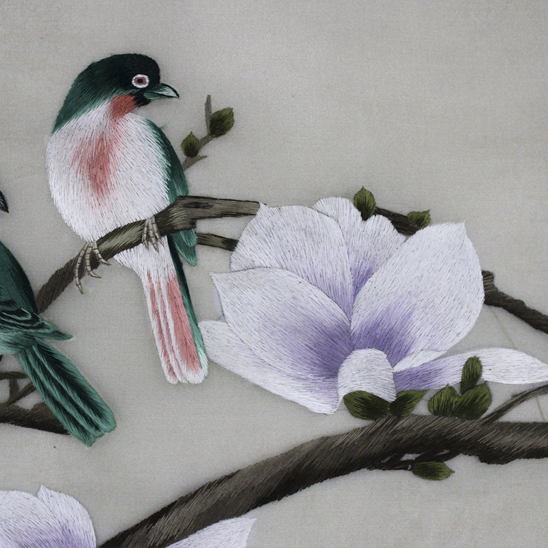 手工刺绣精品《雀鸣花香》 开封汴绣装饰画玉兰特色工艺品礼品