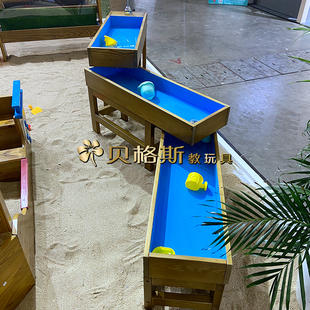 儿童户外沙滩玩沙戏水玩具 幼儿园室外木制流水桌按压玩水工具