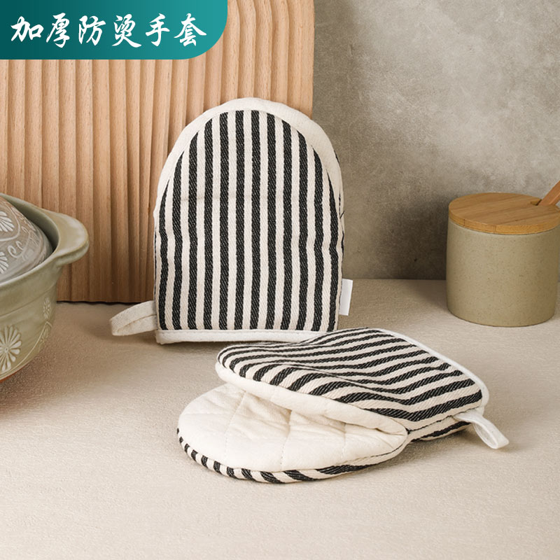 日式加厚防燙棉手套烤箱微波爐烘培隔熱手套廚房家用耐高溫在類目 廚房/烹飪用具, 烹飪用具, 其它中 - 來自Buy2taobao.com提供專業的淘寶代購服務