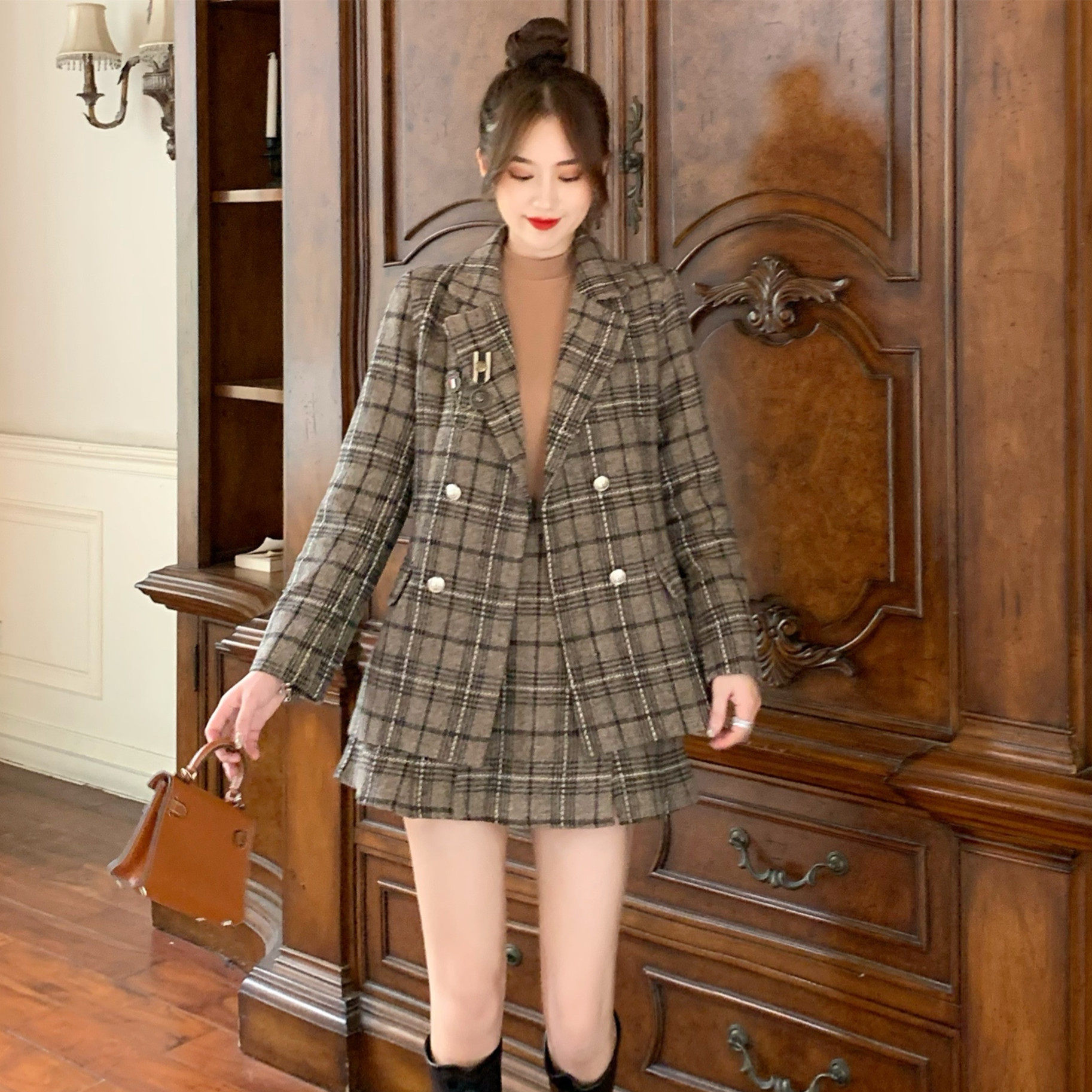 实拍时尚女冬小香风格子西装气质女神范高腰裙配西服上衣套装女