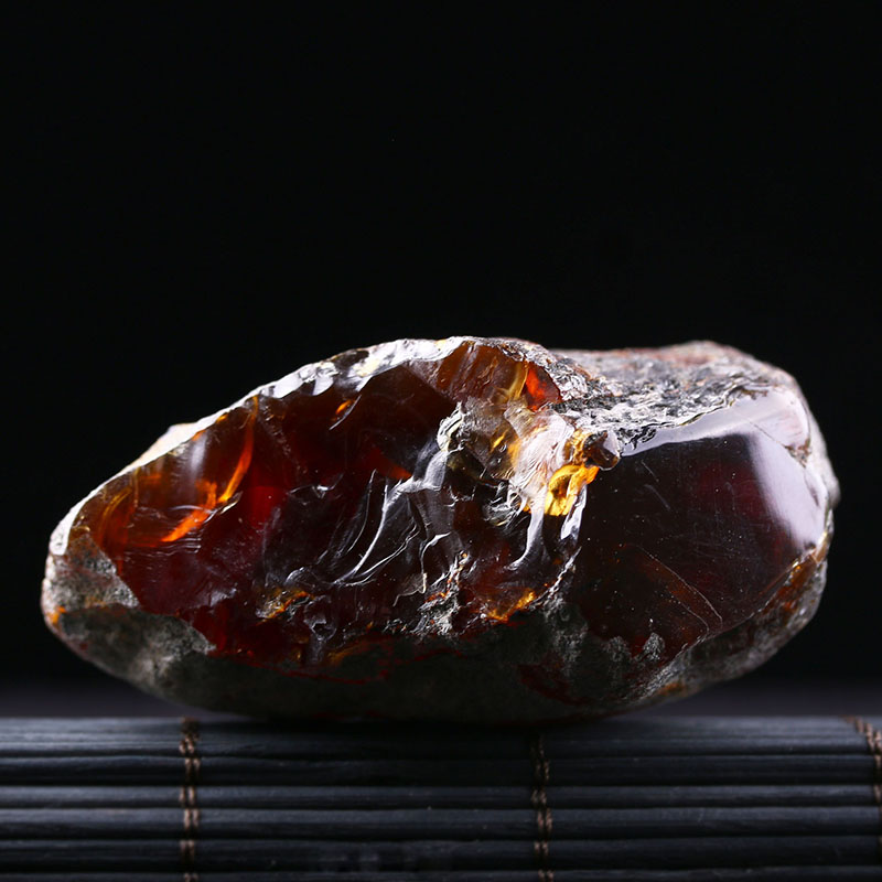 76g 缅甸琥珀 原矿 带皮原石 hp1912