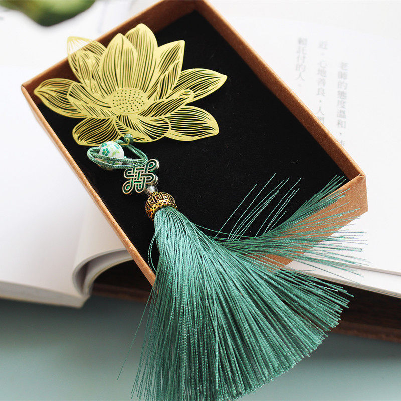 蓮花小金魚中國結黃銅鏤空簡約古典中國風荷花金屬書簽送禮 蓮花小金魚中國結黃銅鏤空簡約古典中國風荷花金屬書簽送禮