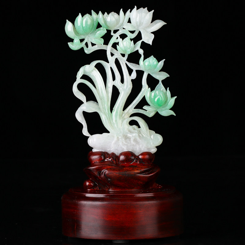 刘智晓玉雕工作室作品 糯种翡翠兰花摆件87.70g