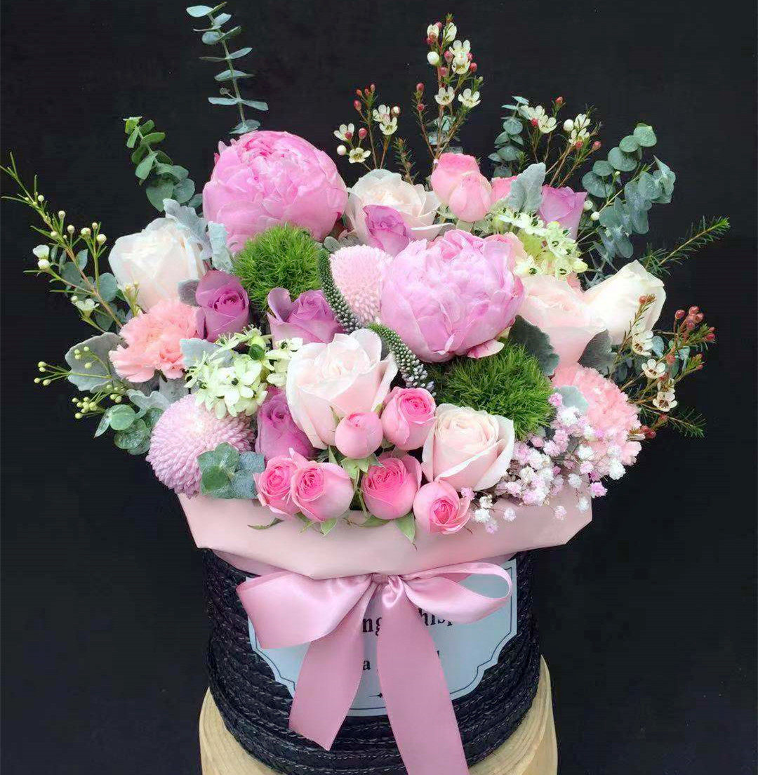 深圳鲜花同城情人闺蜜女朋友芍药花生日求婚南山福田罗湖龙岗