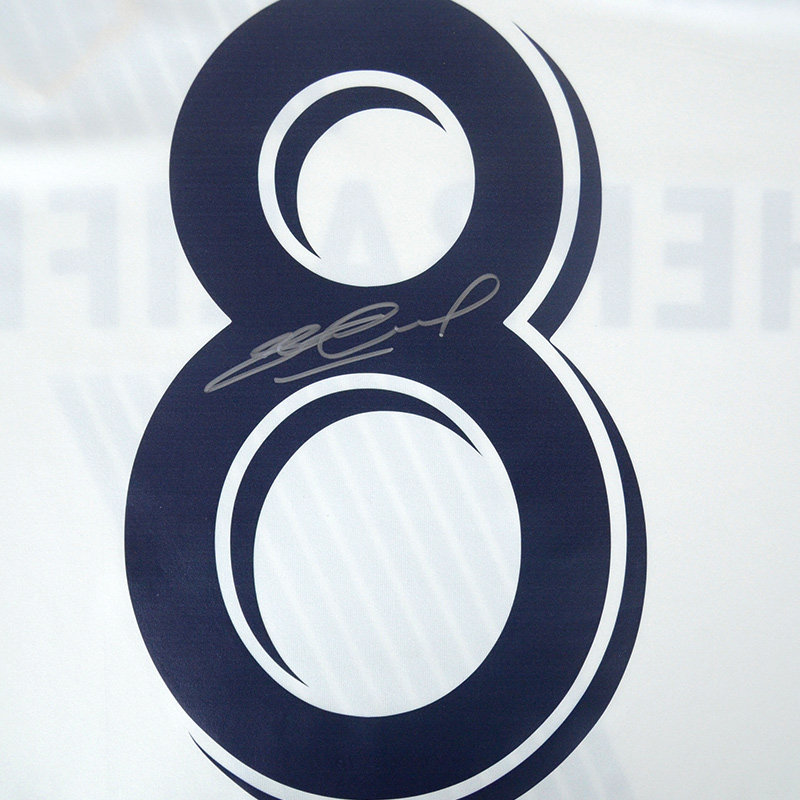 杰拉德亲笔签名美国洛杉矶银河14/15主场球衣(背签)