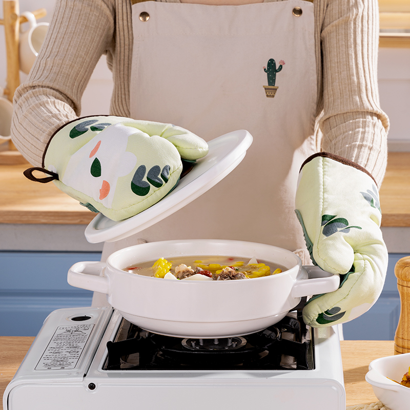 heat insulation glove kitchen High temperature resistance oven glove Anti scald thickening baking glove Microwave Oven silica gel non-slip glovein the Kitchen/Cooking utensils , Kitchen Gadgets/Kitchen storage , Kitchen appliances supporting supplies , Microwave oven gloves category - from Buy2taobao.com to provide professional Taobao agent buy service