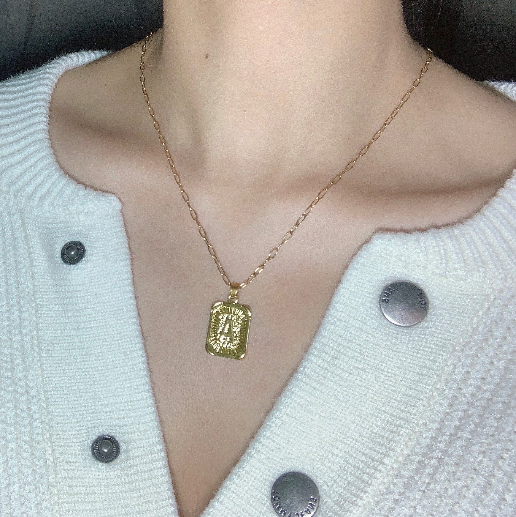 abs ambush欧美方块字母项链女男小金牌吊坠轻奢小众不掉色锁骨