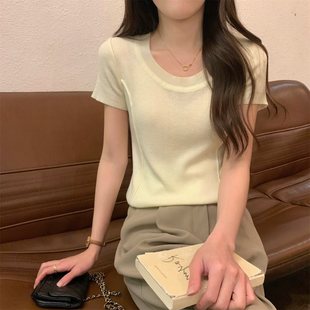 高级感圆领鱼骨针织短袖t恤女2024新款夏季修身薄款正肩绝美上衣