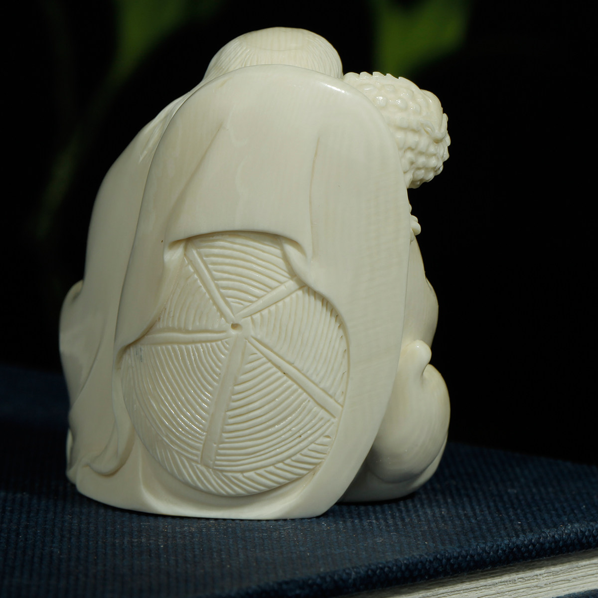 天然正品精雕猛犸牙雕小把件挂件 刘海戏金蟾《喜庆生活》57.8g