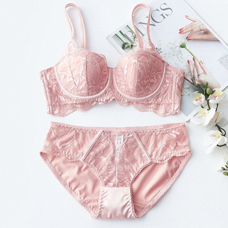 粉红色内衣女小胸聚拢收副乳防下垂女士乳罩蕾丝抹胸薄款文胸套装
