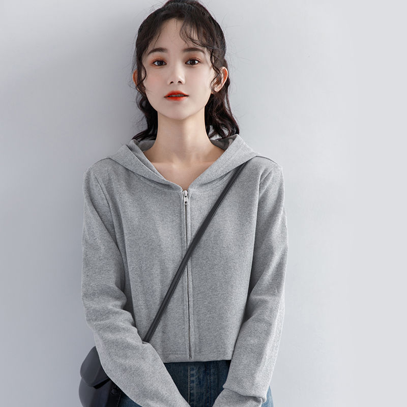 以纯02色为主短款连帽灰色卫衣女2022秋季新款高腰宽松百搭上衣
