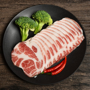 西班牙黑猪梅花肉猪颈肉片烧烤食材韩国烤肉新鲜猪肉300g原装进口