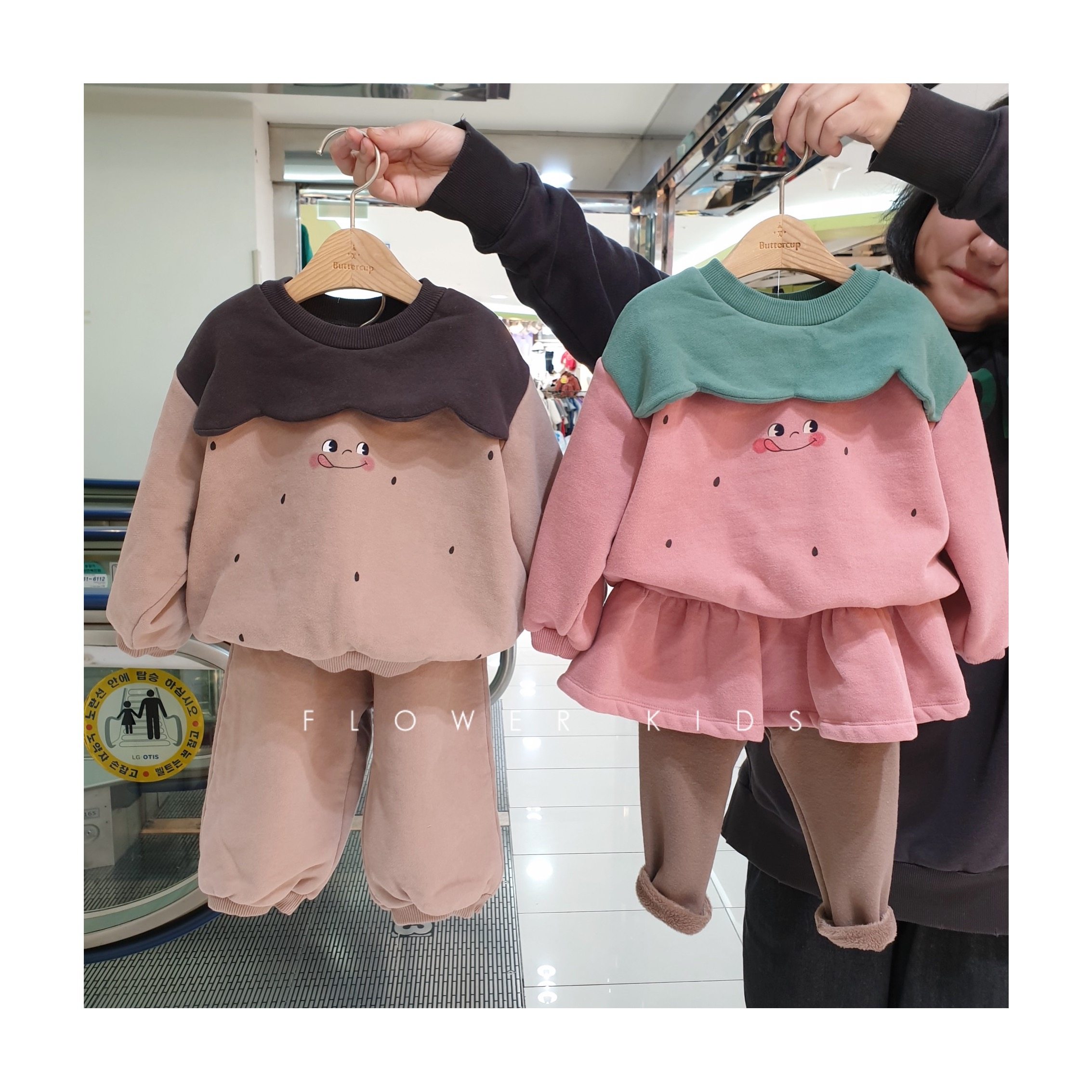 特价男女童装套装冬兄妹装