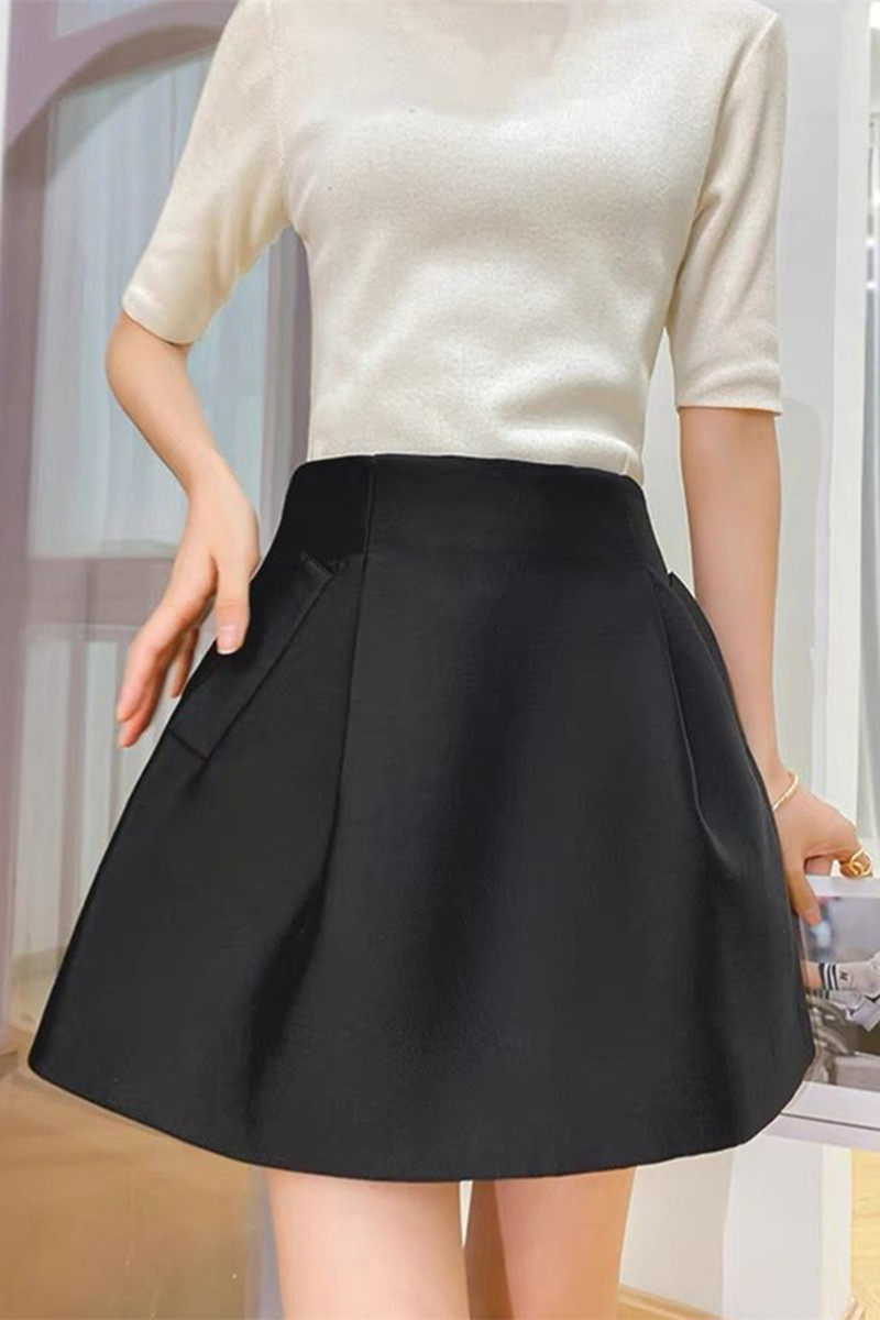 黑色蓬蓬裙女2022新款夏季设计感小个子赫本风高腰半身裙a字短裙