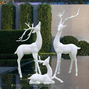 仿真梅花鹿雕塑售楼部户外草坪装饰品商场玻璃钢美陈婚庆白鹿摆件