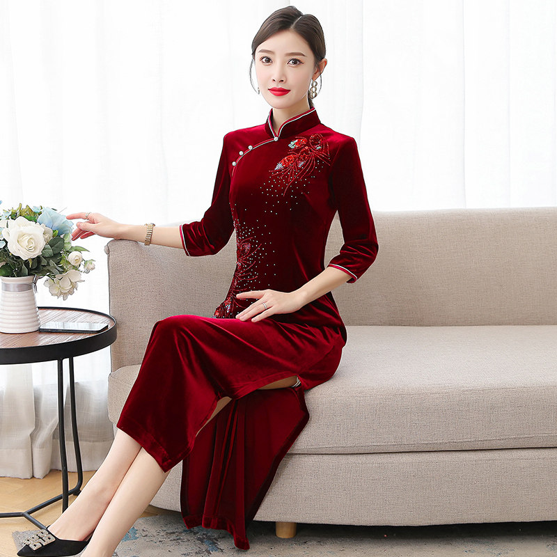 大码女装金丝绒旗袍中年妈妈长款复古喜婆婆婚宴新款高贵礼服绣花
