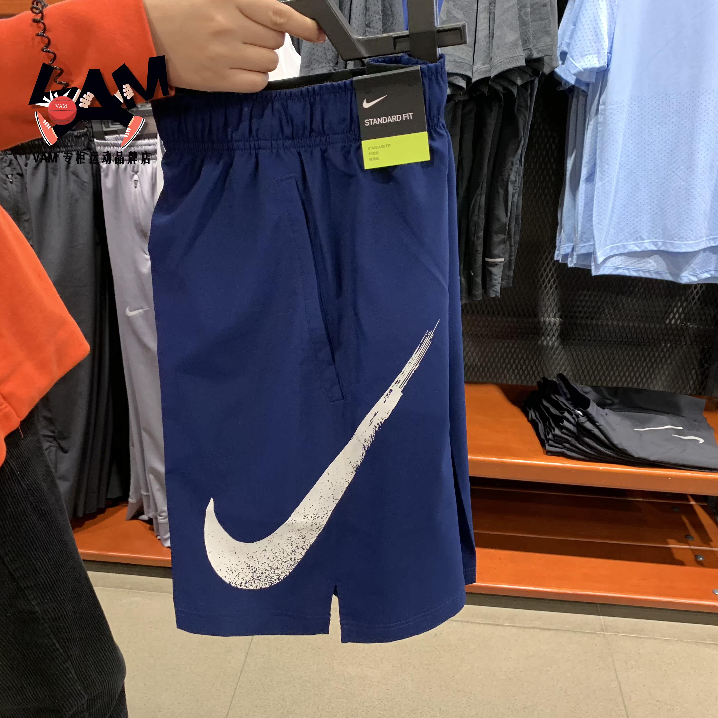 nike耐克短裤夏季大勾运动跑步透气速干五分裤 aj8101-010-492