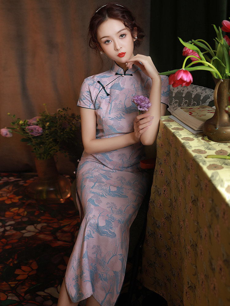 旗袍店铺名称:阑桂羽旗舰店店铺类别:女装/女士精品—旗袍产品推荐