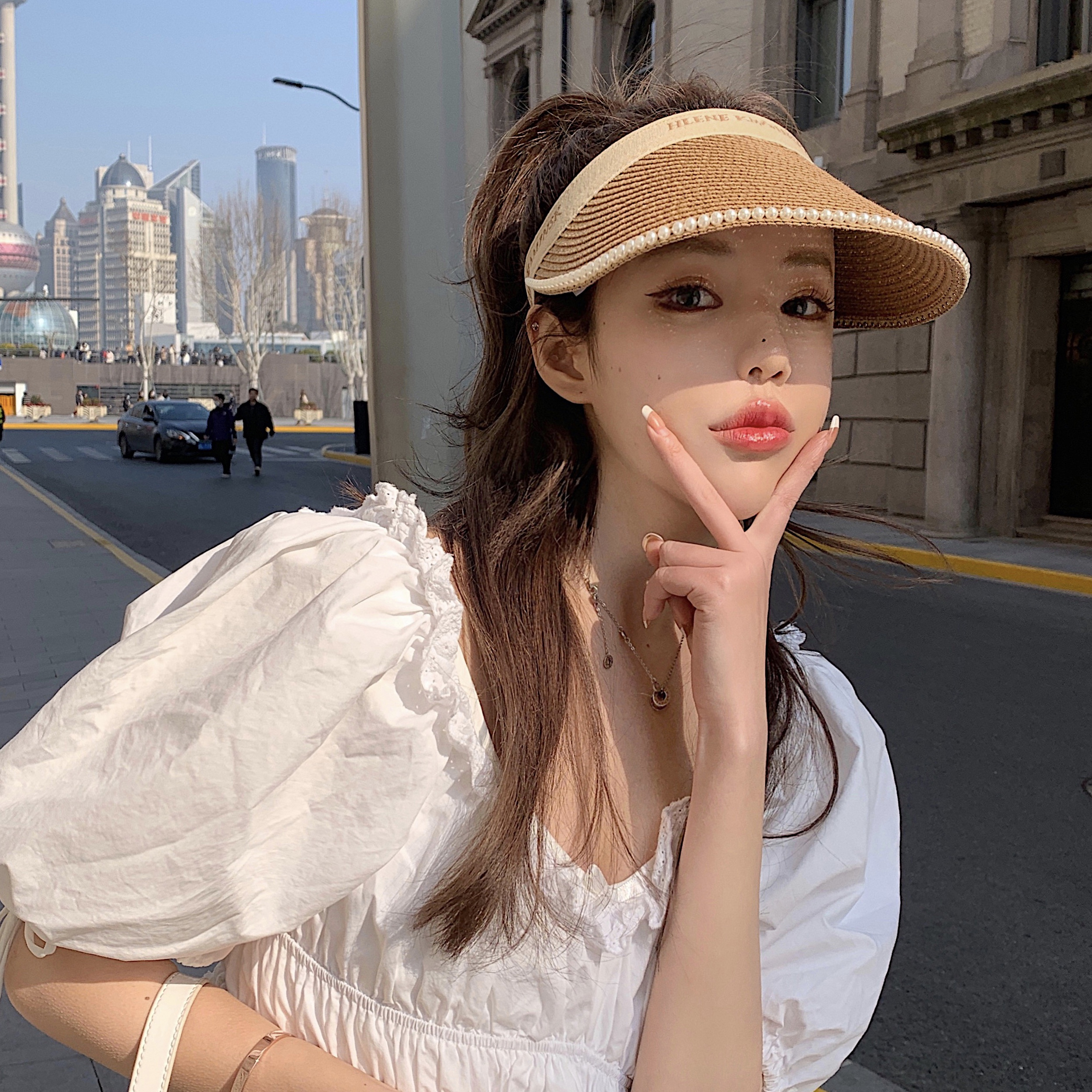 草编珍珠遮阳帽沙滩空顶草帽女夏季新款出游鸭舌遮脸防晒太阳帽子