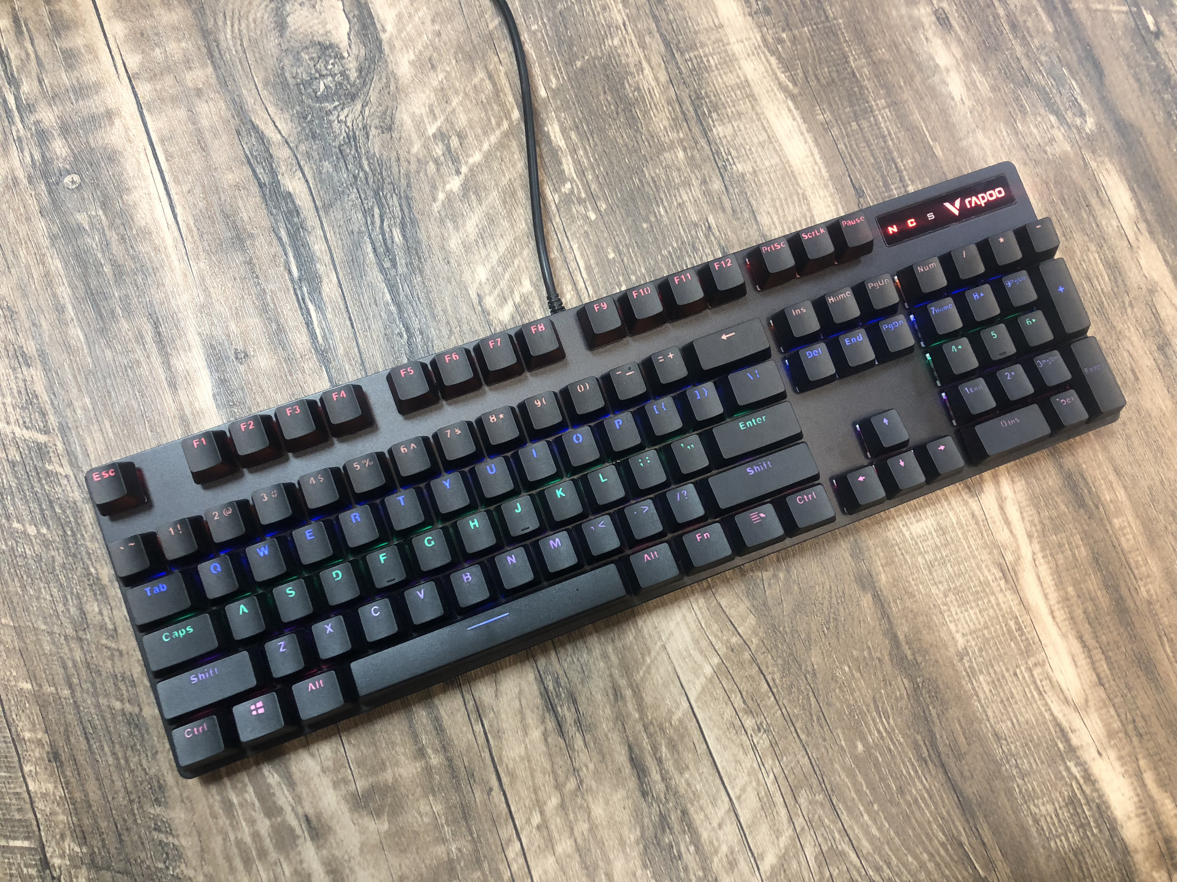 二手机械键盘雷柏机v500pro黑色混光青轴红轴茶轴v720rgb电竞游戏