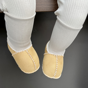 冬季新生男女婴儿鞋0-3-67-9月宝宝高筒棉鞋加绒软底不掉保暖鞋袜
