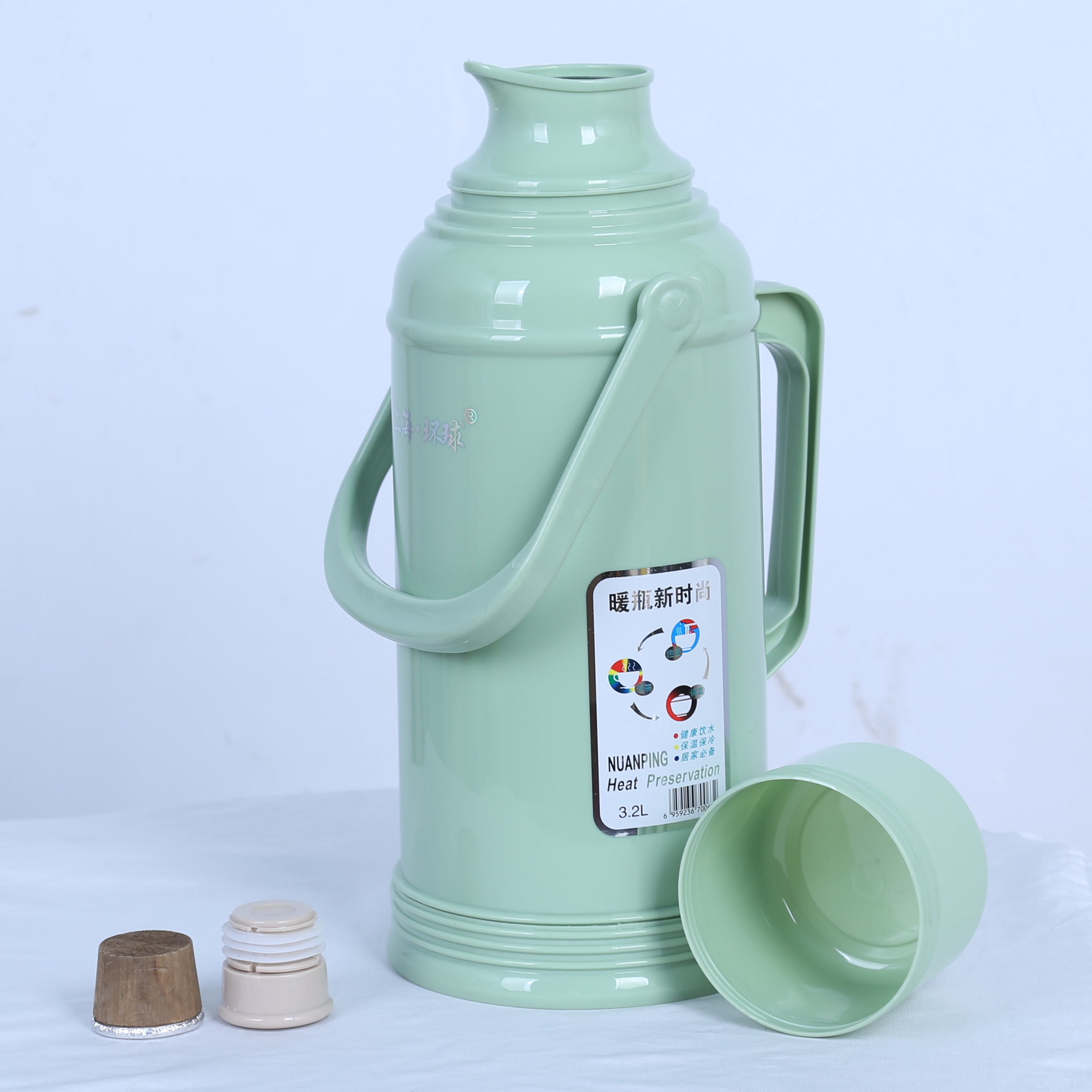 家用大号开水瓶塑料外壳加厚保温瓶壶皮学生宿舍暖壶茶瓶在类目 餐饮具, 杯子/水杯/水壶, 热水瓶中 - 来自Buy2taobao.com提供专业的淘宝代购服务