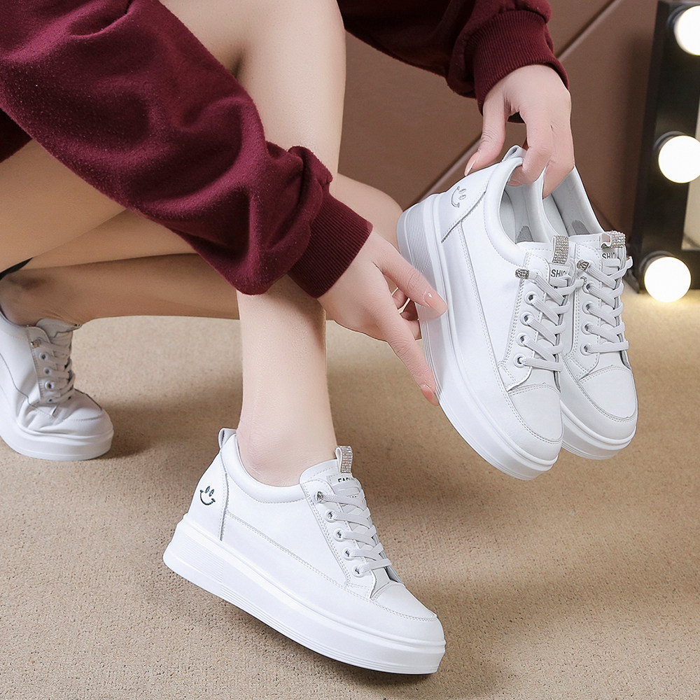 真皮内增高小白鞋女2022年春秋新款女鞋休闲厚底板鞋百搭潮单鞋子