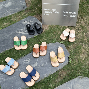 韩版童鞋2024女童夏季新款时尚儿童夹脚人字拖鞋沙滩鞋