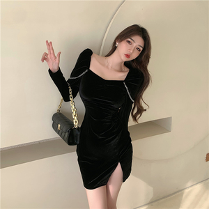 Real shot French retro style square neck dress women's autumn and winter new chain slim black velvet skirt