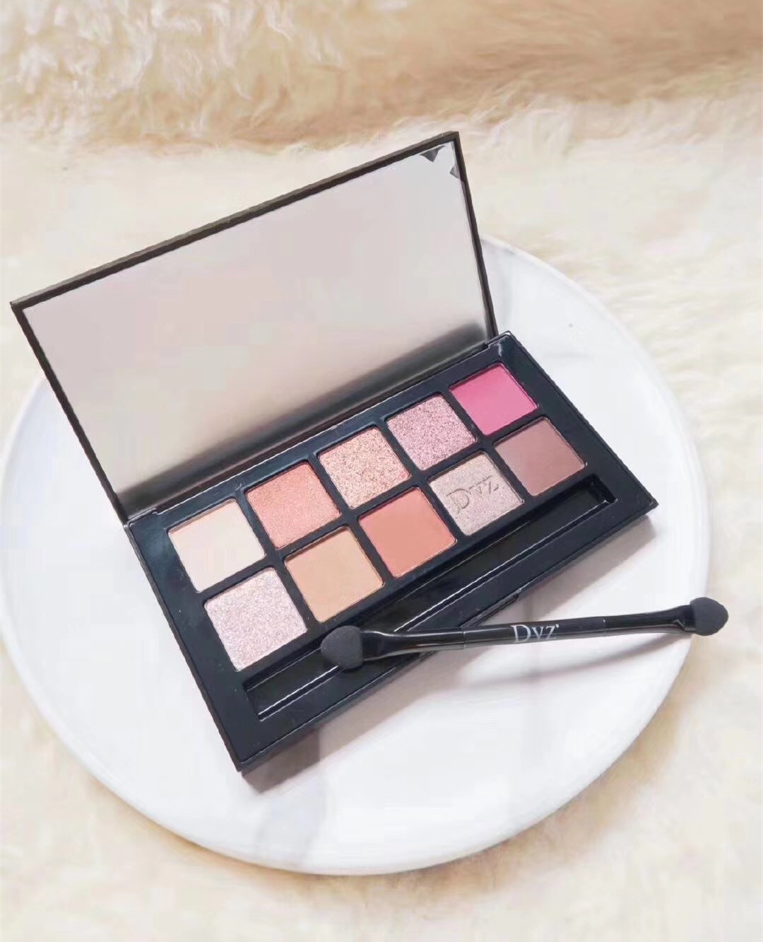 朵色眼影盘8色dvz
