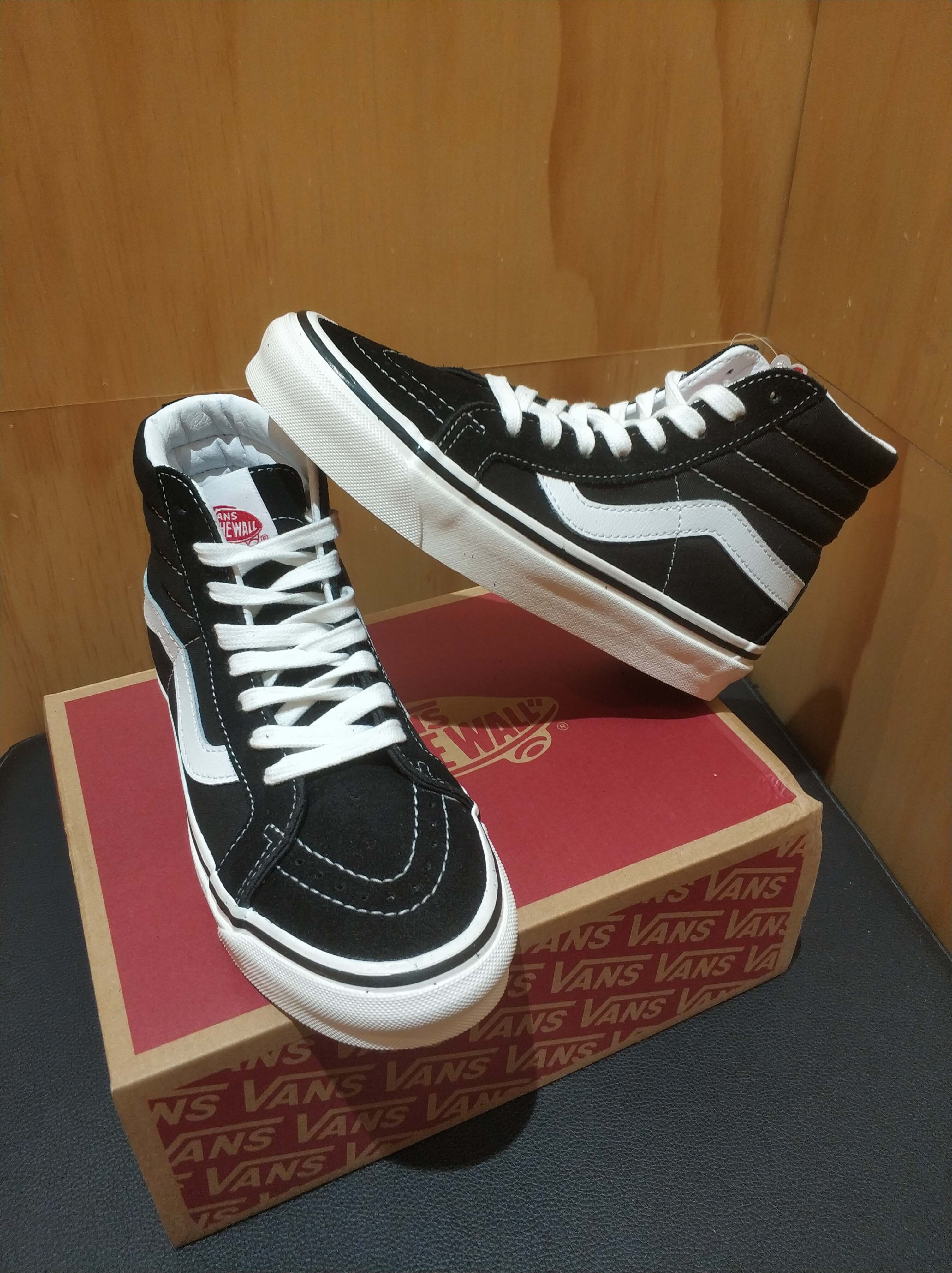 vans范斯安纳海姆sk8-hi黑白高帮男鞋女鞋休闲鞋板鞋vn0a38gfpxc