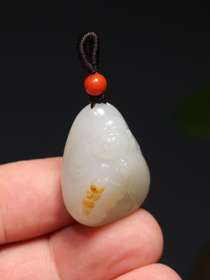惹石新疆和田玉籽料洒金皮白玉弥勒佛笑佛小佛挂件女士吊坠玉挂件