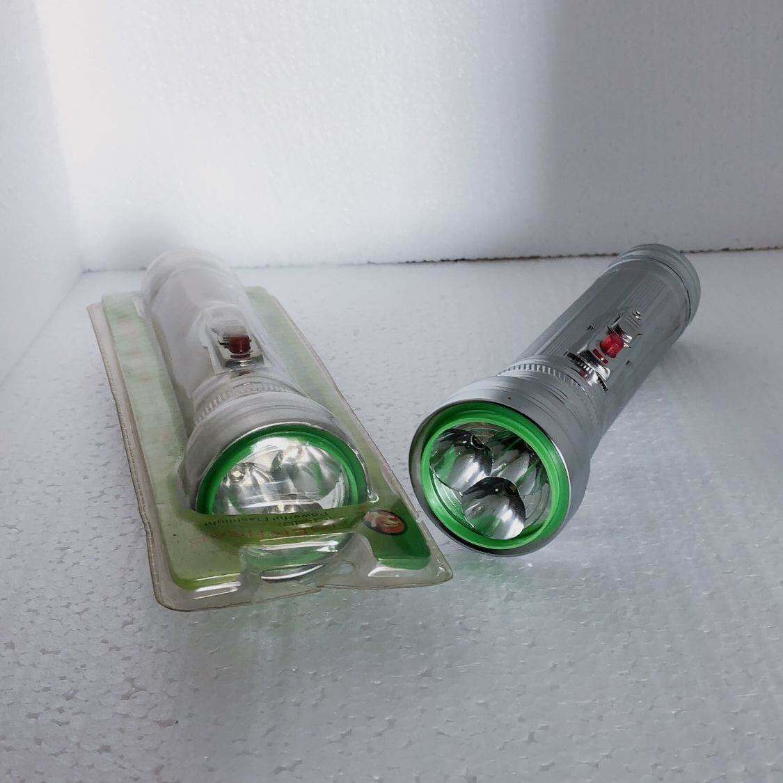 老式手电筒2节1号铁皮节能照明怀旧饰装表影视道具老货手演电筒