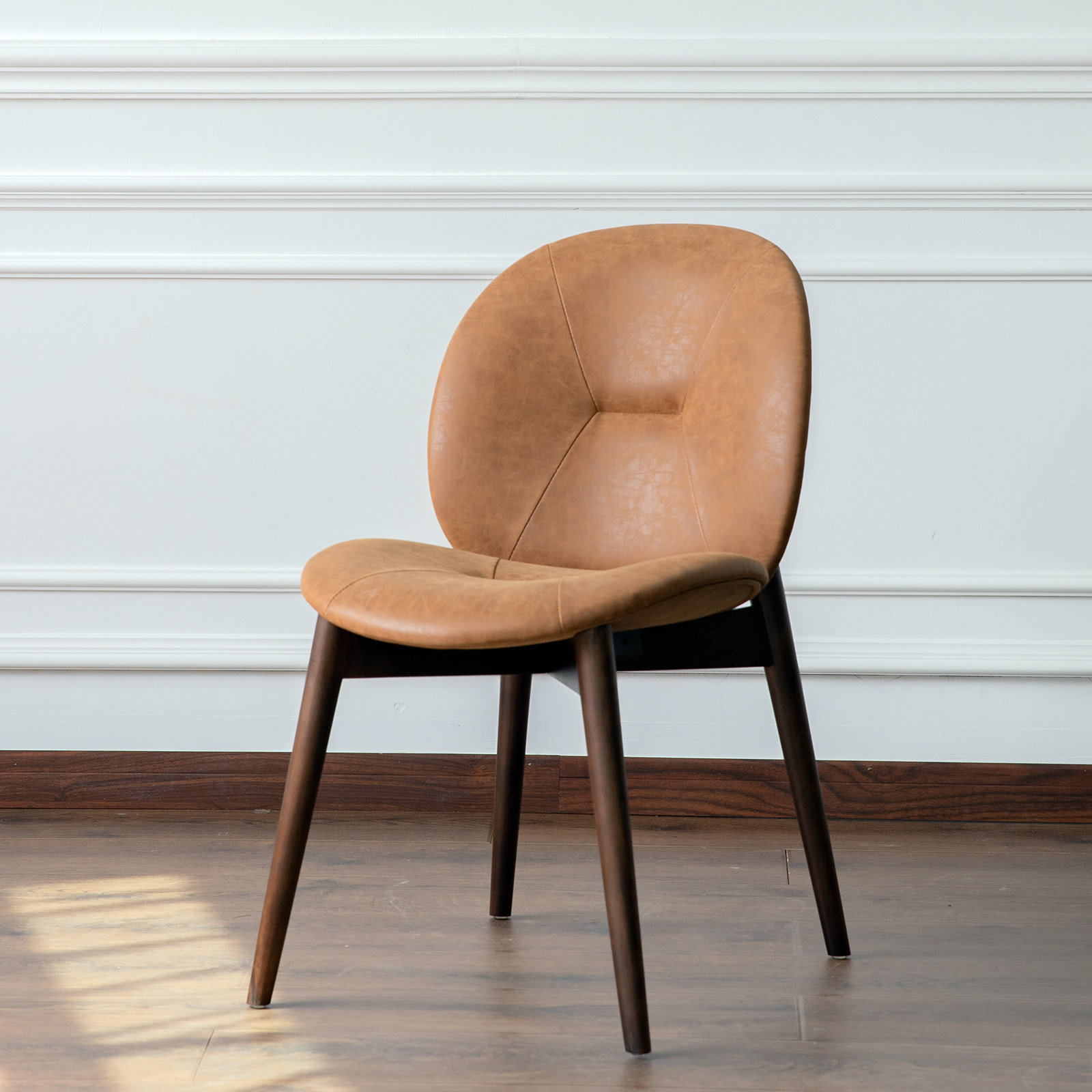 真皮实木布艺皮艺北欧创意设计美式复古欧式仿古单人餐桌椅子优惠券