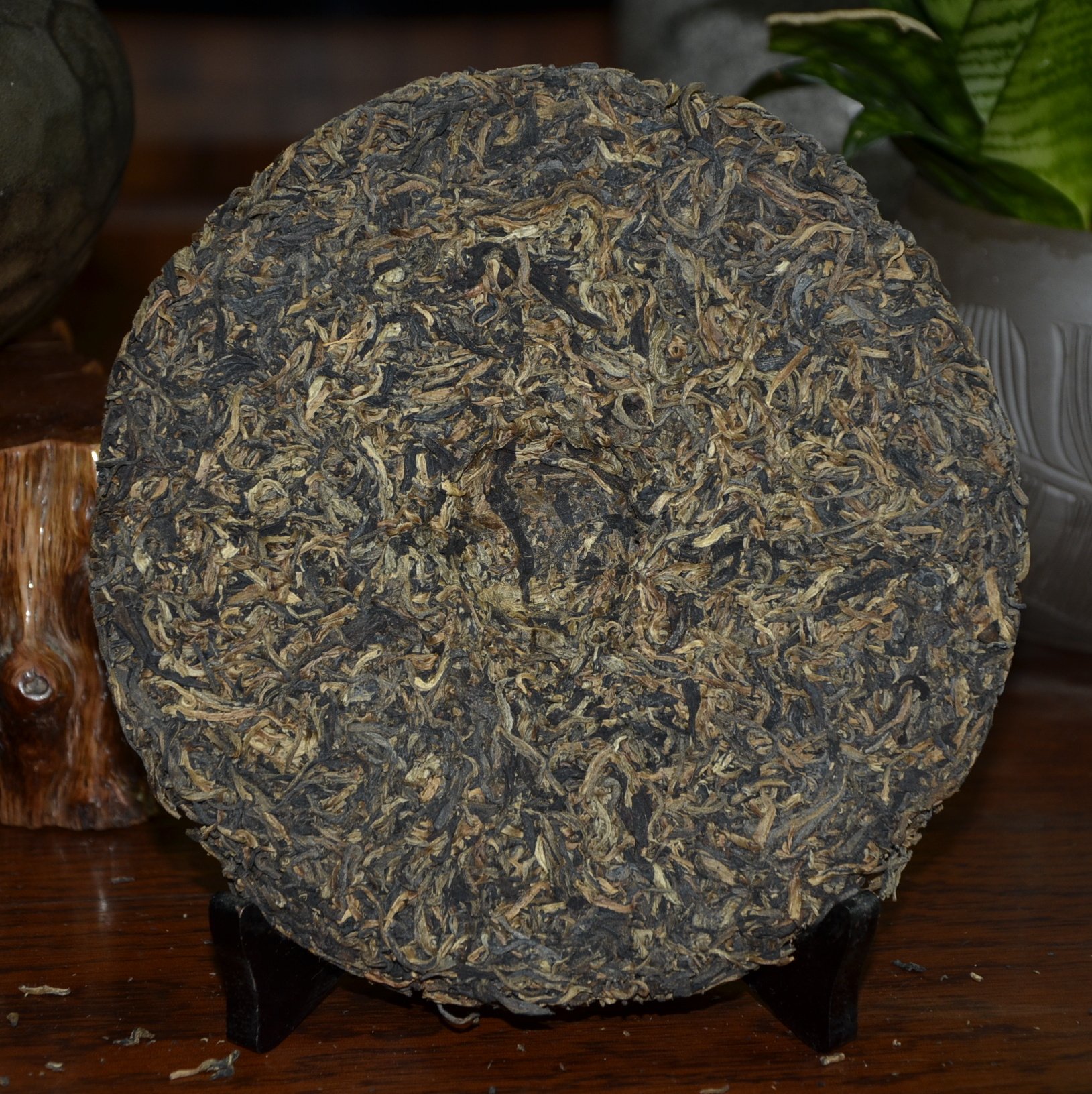 [7片装2660克]2005年龙园号西双版纳南糯山乔木古茶饼 生茶