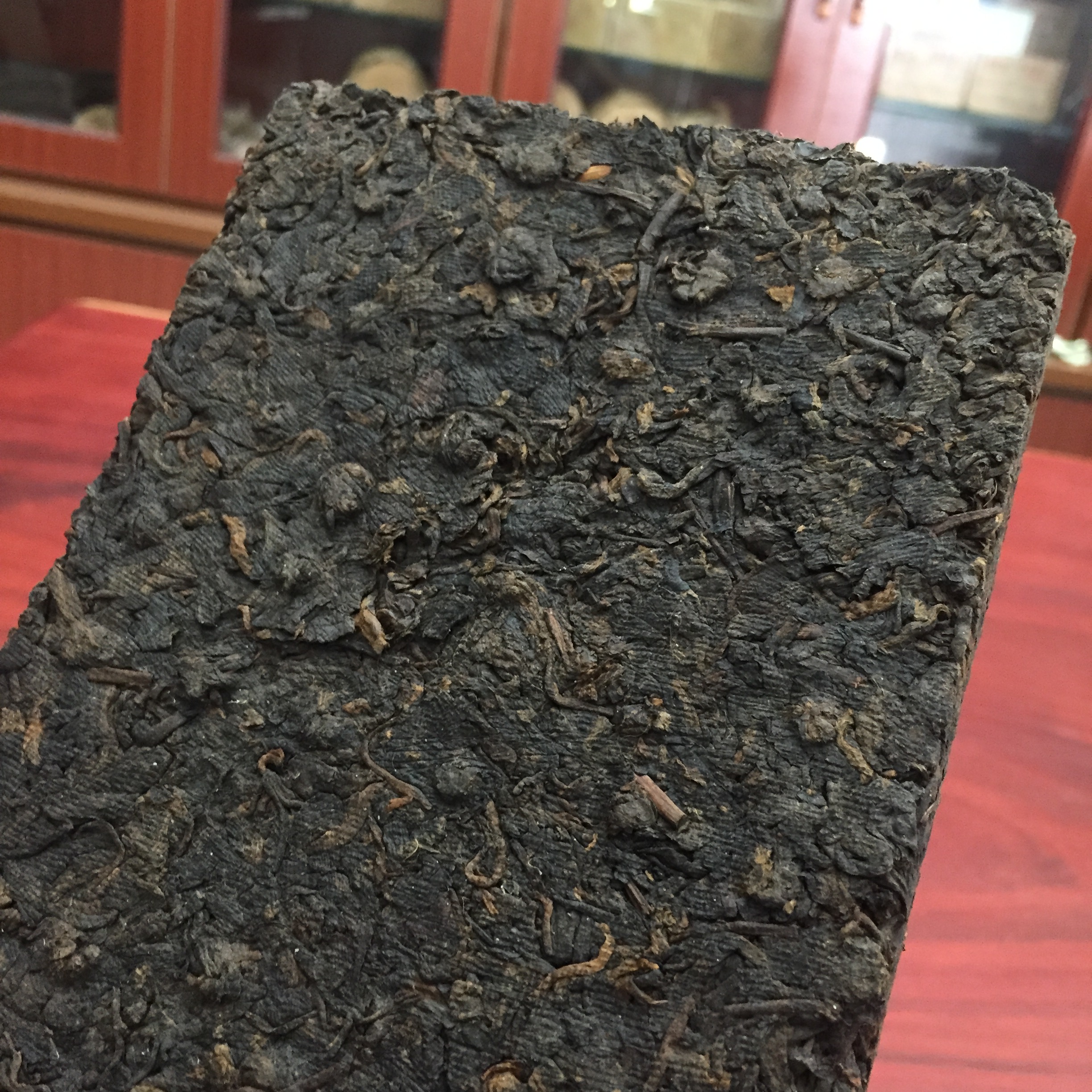 【2片拍/1000g】1999年 龙园号易武蛮砖红丝带纯古树普洱老生茶