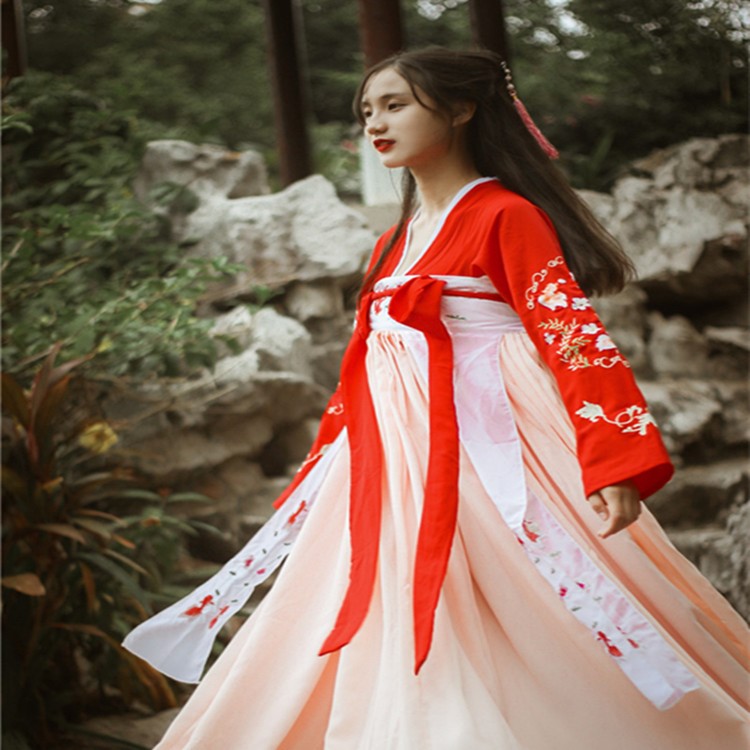 古风女大童装汉服 中国风元素闺蜜杭州青花瓷汉服女齐胸襦裙传统在类目 女装/女士精品, 唐装/民族服装/舞台服装, 民族服装/舞台装中 - 来自Buy2taobao.com提供专业的淘宝代购服务