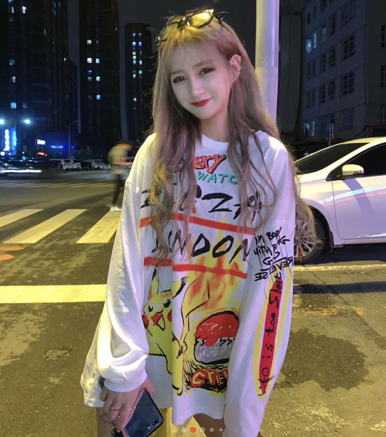 精神社会女生卫衣服快手网红抱走潘婷同款夏季中长款卡通涂鸦t恤