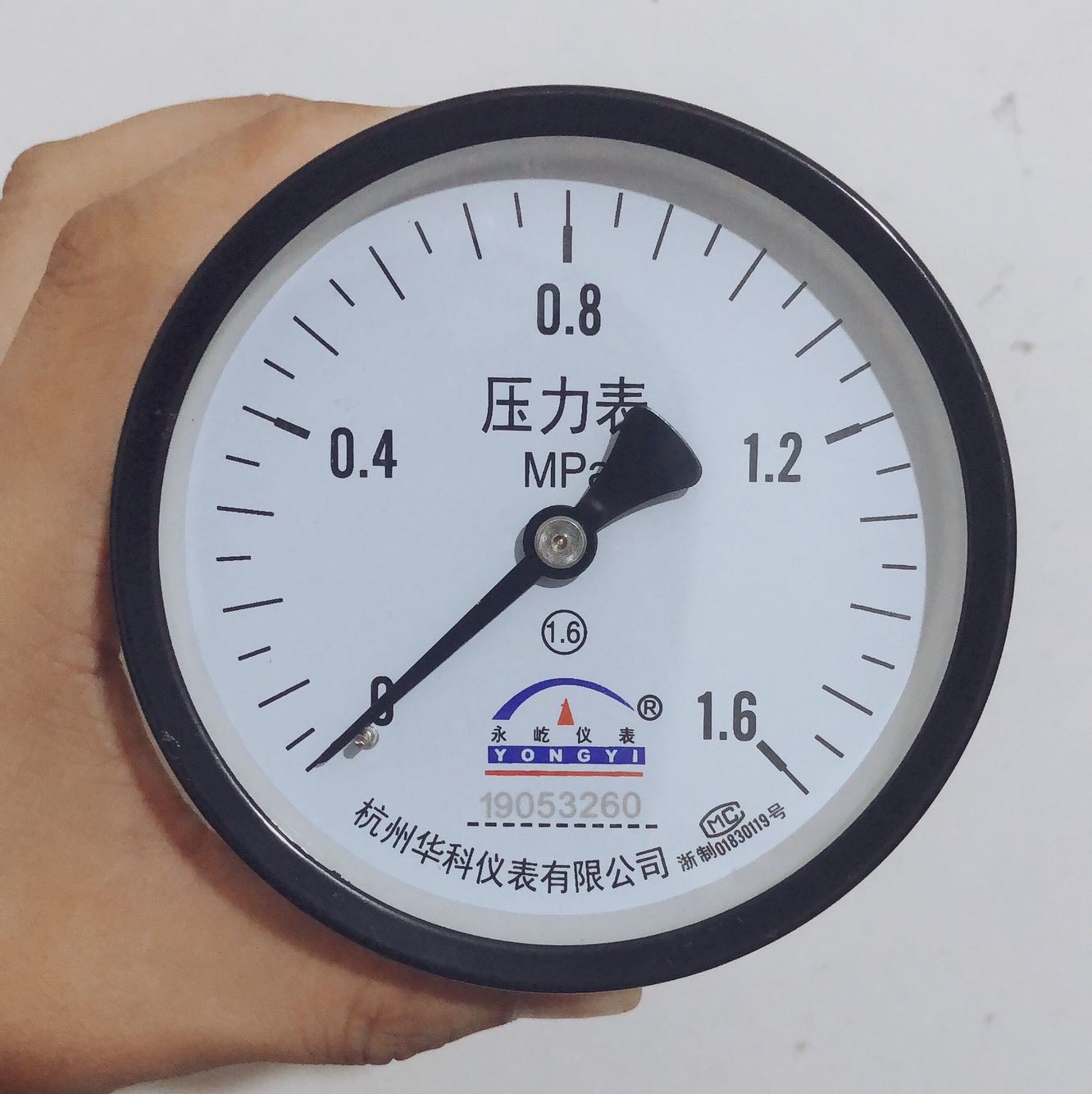 仪表华科压力表空压机储气罐轴向气压表4分Y100Z永屹杭州0-1.6MPA在类目 汽车零部件/养护/美容/维保, 气动系统, 储气罐中 - 来自Buy2taobao.com提供专业的淘宝代购服务