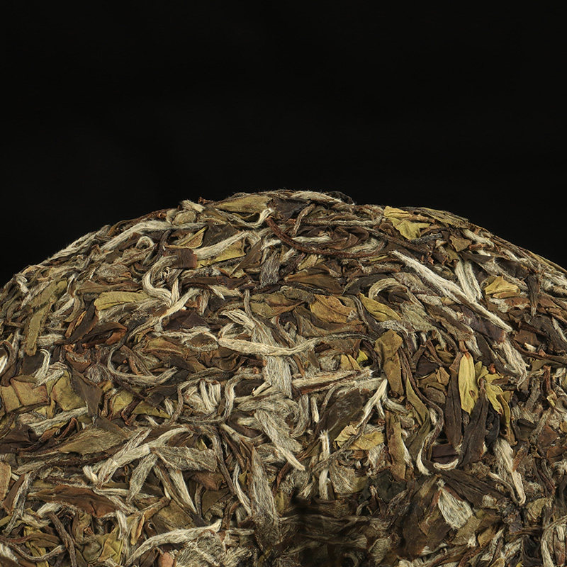 【7片/2450克】2017年荒野牡丹 福鼎臻品白茶 高山饼茶