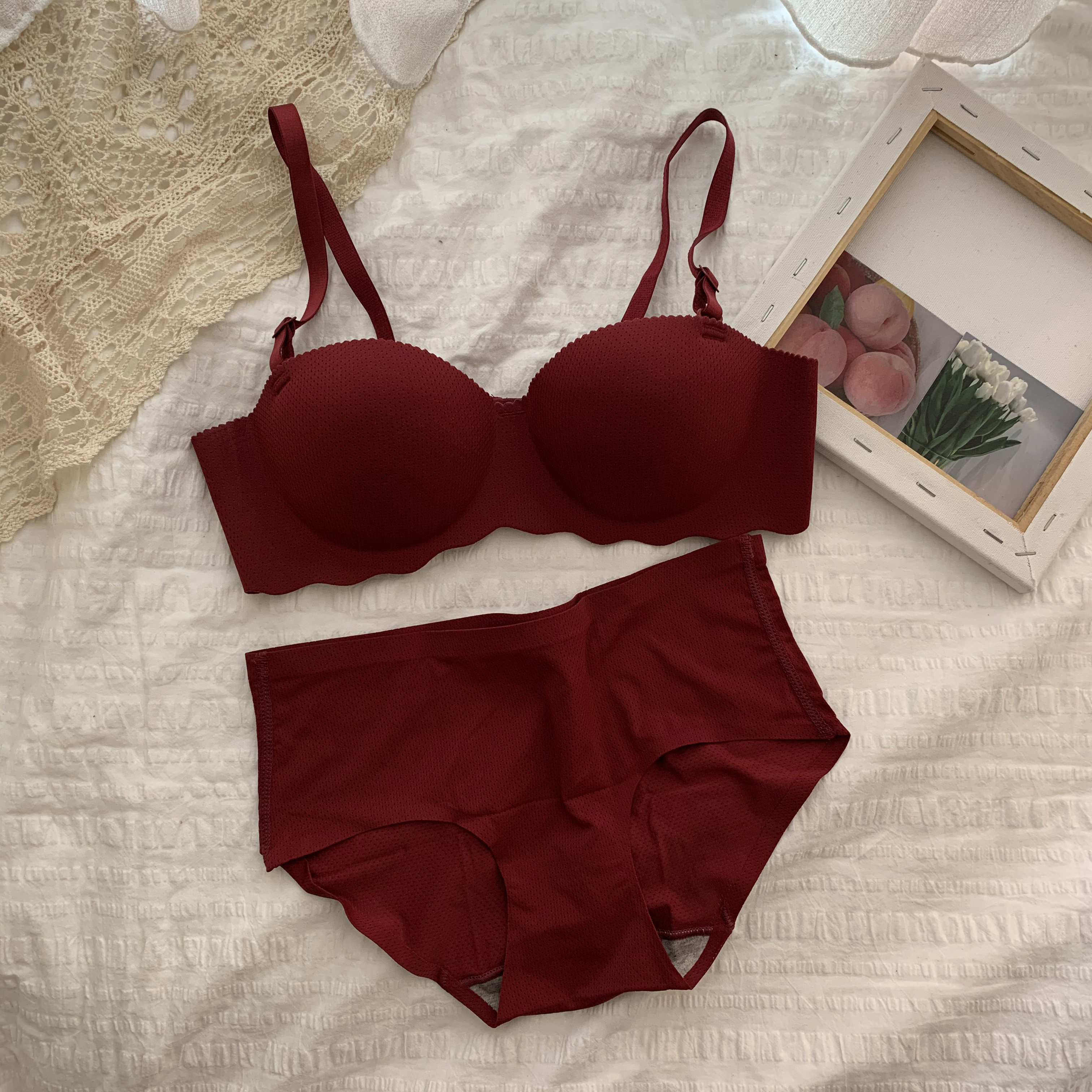 实拍实价秋季韩版糖果色透气无痕文胸无钢圈聚拢小胸罩内衣套装女