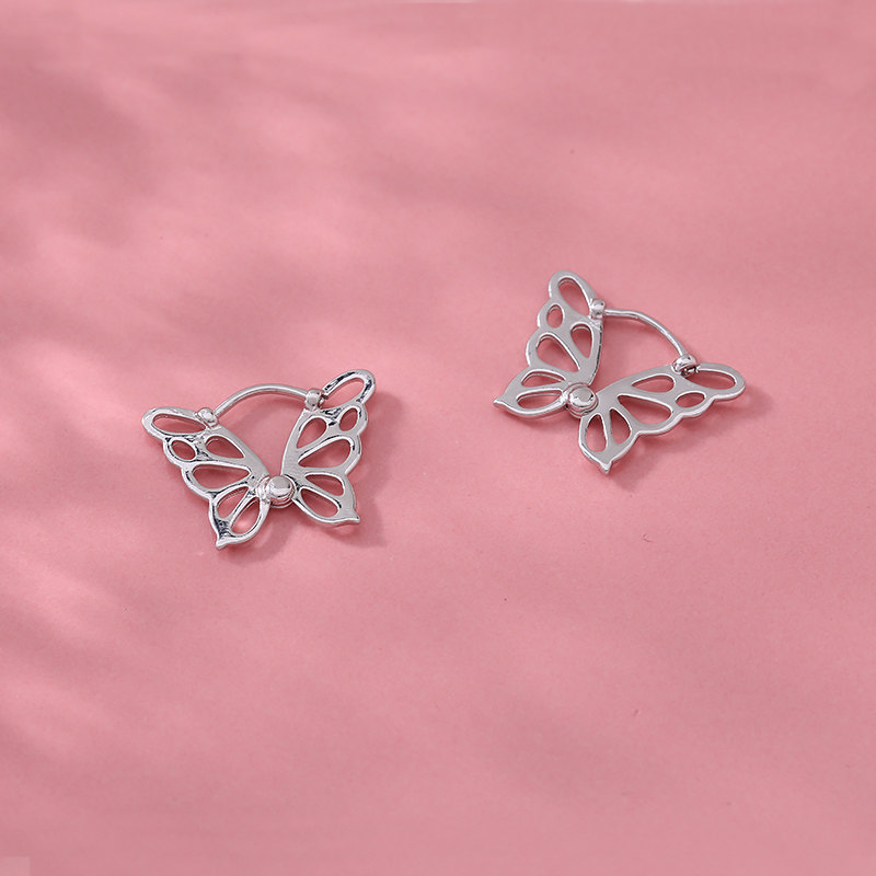 925纯银镂空蝴蝶耳扣女ins小众设计超仙简约个性潮人港风复古耳环