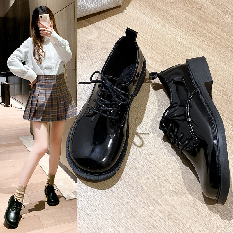配裙子的小皮鞋女英伦风休闲鞋子女春季2021新款潮流百搭学生单鞋