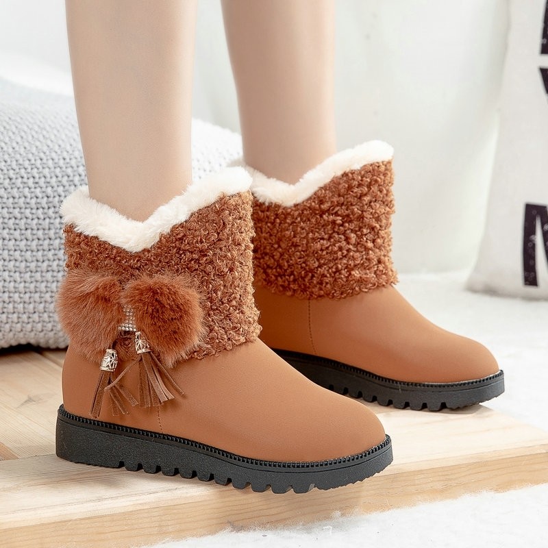 加厚加绒女鞋冬款2020爆款靴子冬季雪地靴大童新款女防水防滑东北