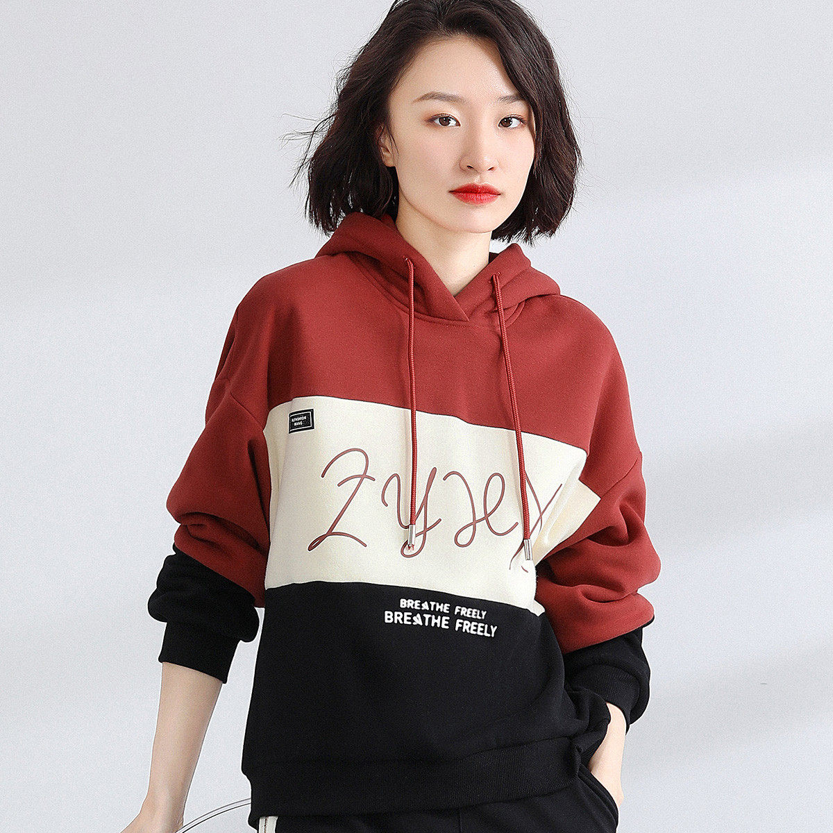 自由呼吸2020冬装新款拼色时尚连帽休闲宽松长袖加绒加厚卫衣女
