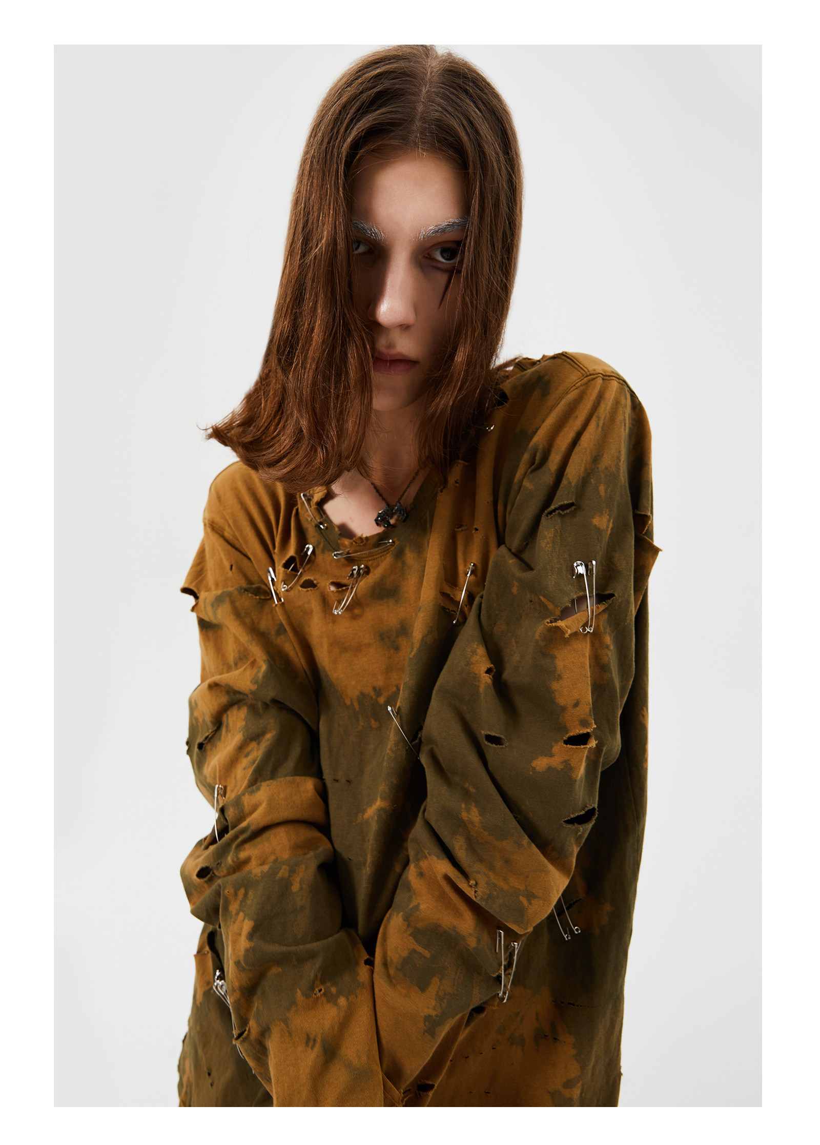 男乞丐衣服_blacktai 19fw ii大破坏破洞水洗扎染做旧打底套头男女