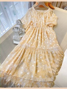 温柔风甜美仙女裙子2022夏季新款设计感森系法式鹅黄色波点连衣裙