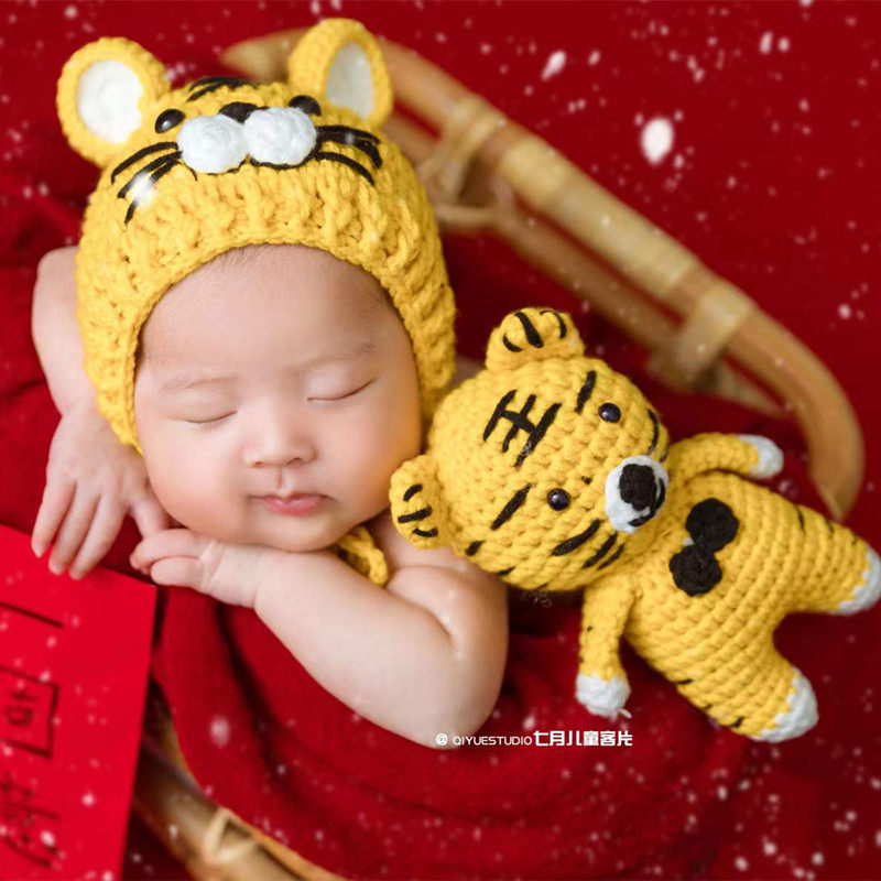 影楼新生儿摄影小老虎造型道具婴儿满月百天拍照毛线虎头帽子玩偶